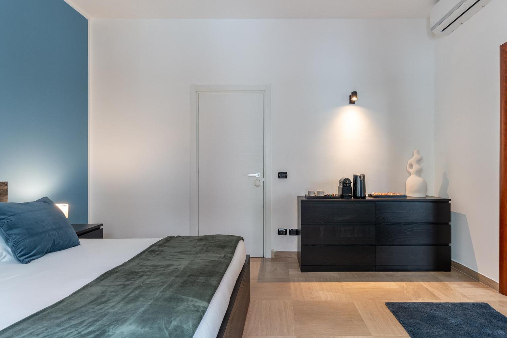 Fourooms - Bari Principe Amedeo ภายนอก รูปภาพ