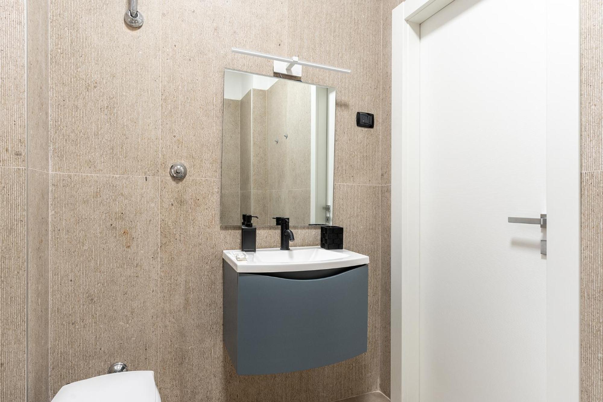 Fourooms - Bari Principe Amedeo ภายนอก รูปภาพ